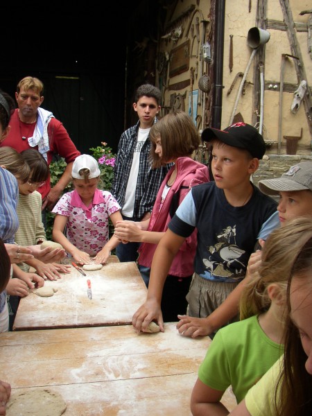 Henschleben - backen (2).jpg